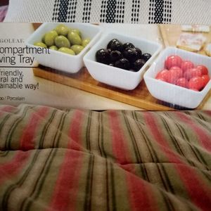 MANGOLEAF SERVING TRAYS